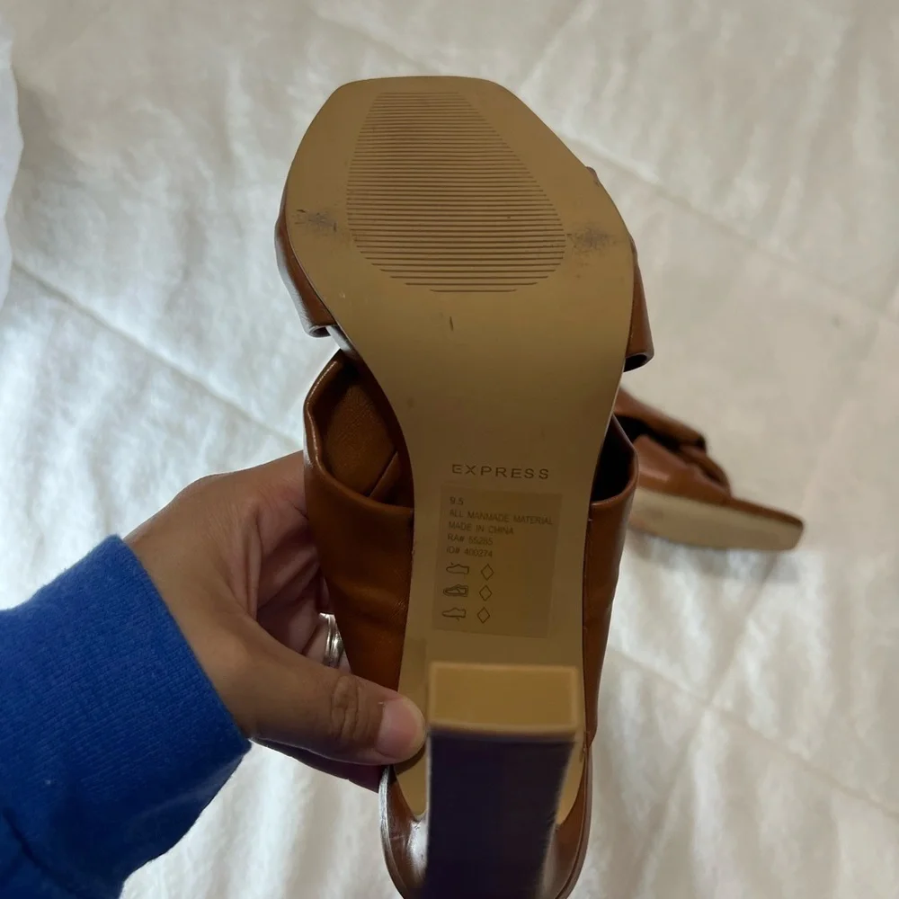 Express Twisted Square Toe Heeled Sandals Size 9.5